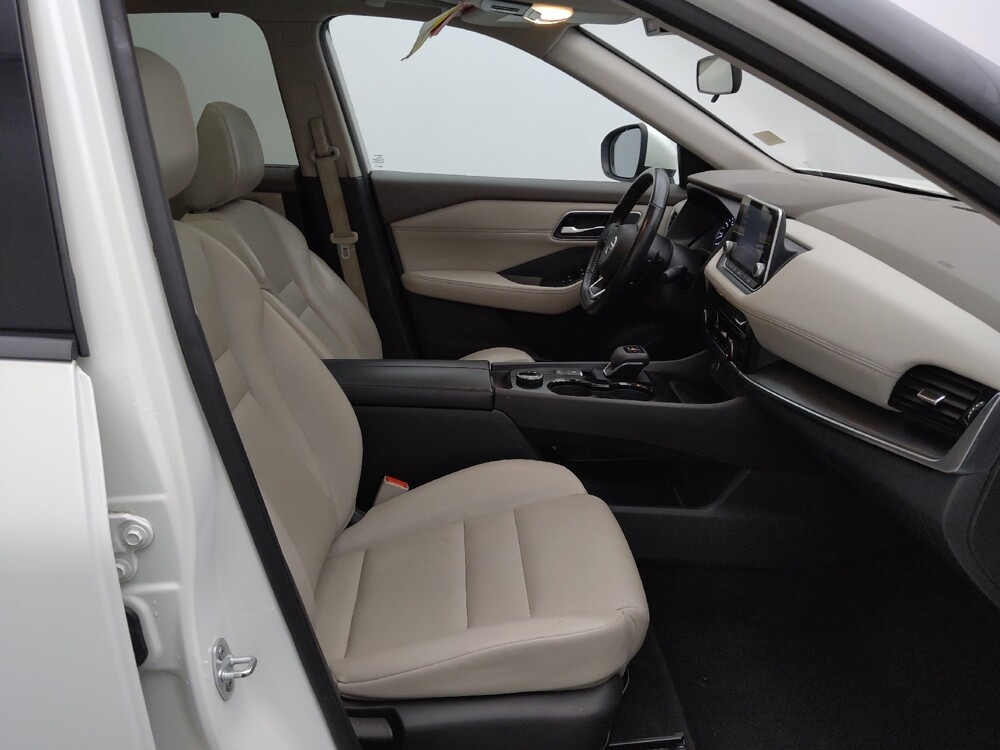 2021 Nissan Rogue in Independence, MO 64055 - 18136290 21