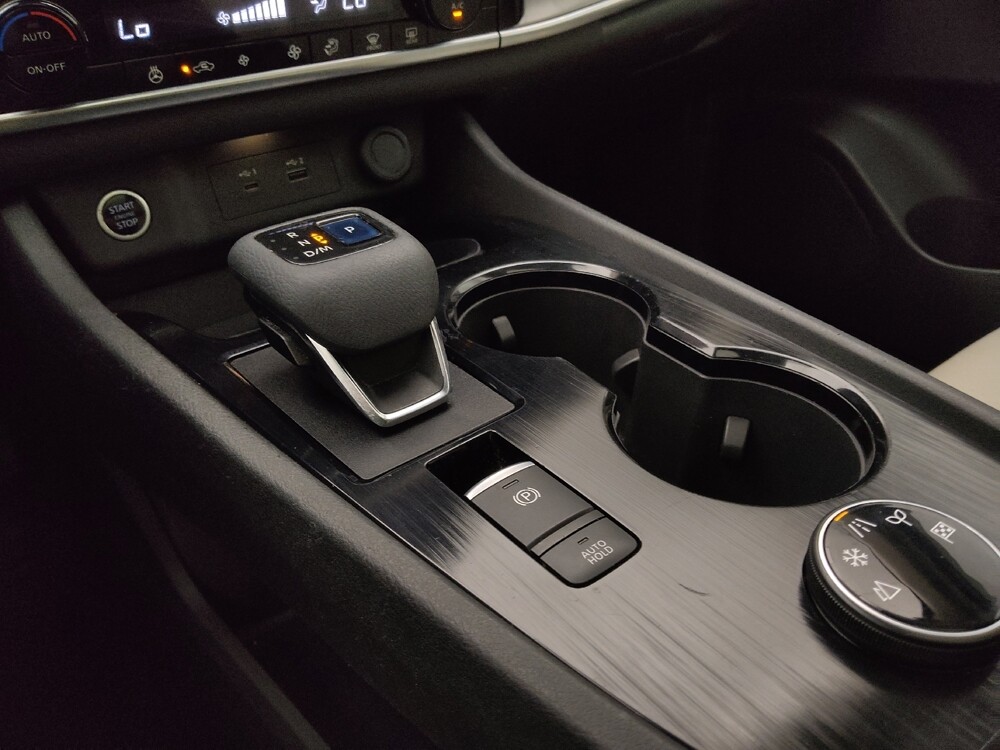 2021 Nissan Rogue in Independence, MO 64055 - 18136290 26