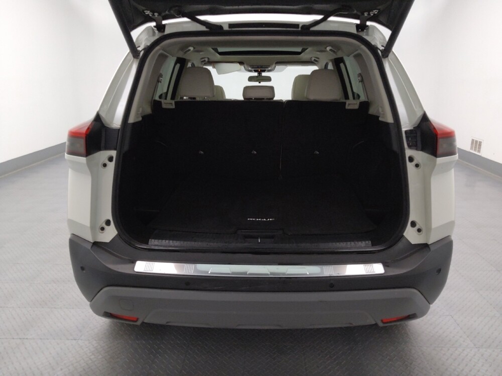 2021 Nissan Rogue in Independence, MO 64055 - 18136290 29