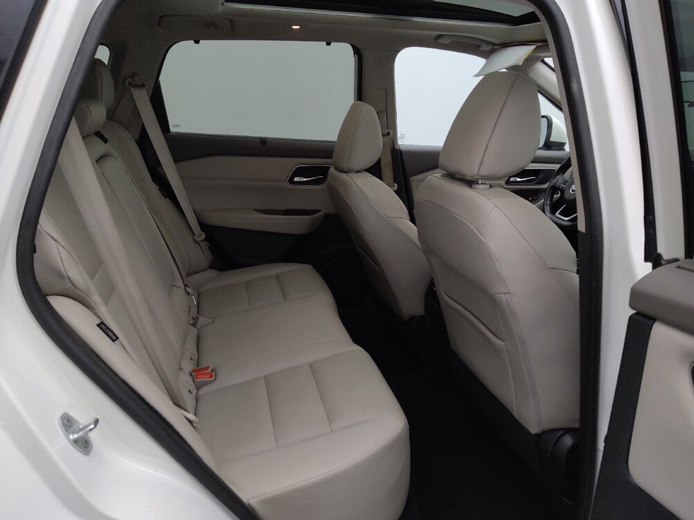 2021 Nissan Rogue in Independence, MO 64055 - 18136290 19