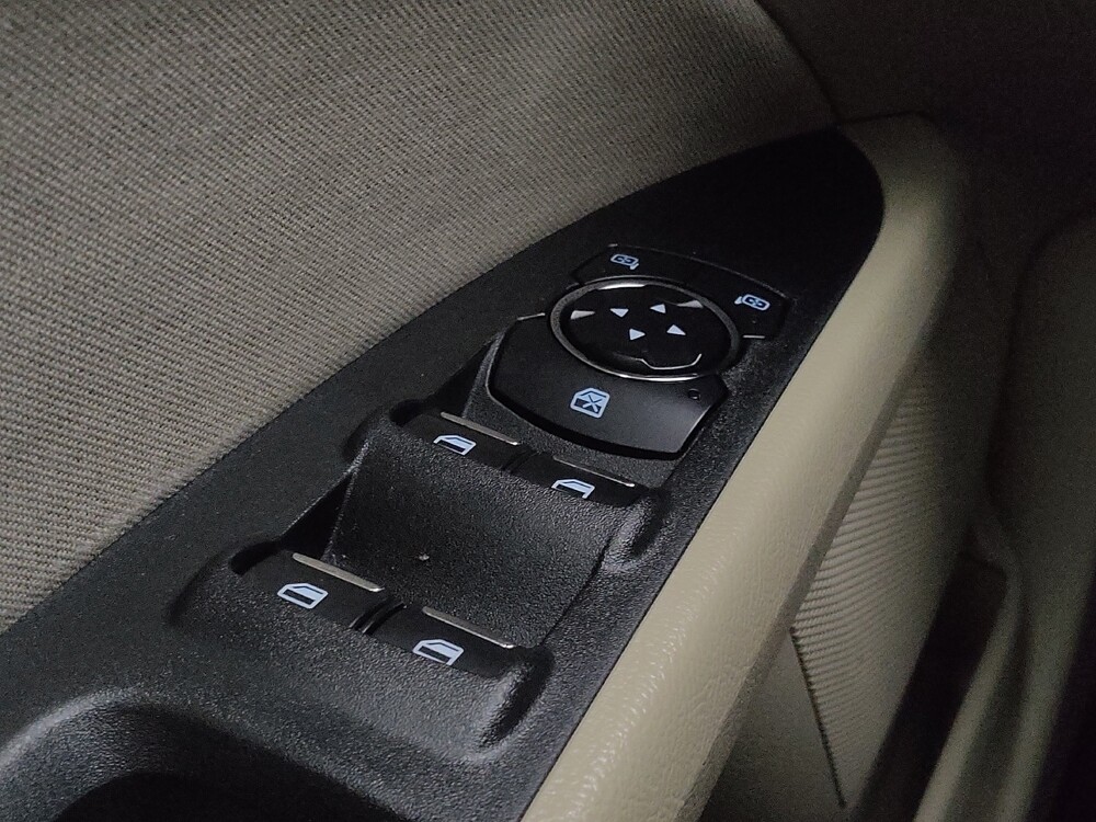 2019 Ford Fusion in Springfield, MO 65807 - 18136291 32