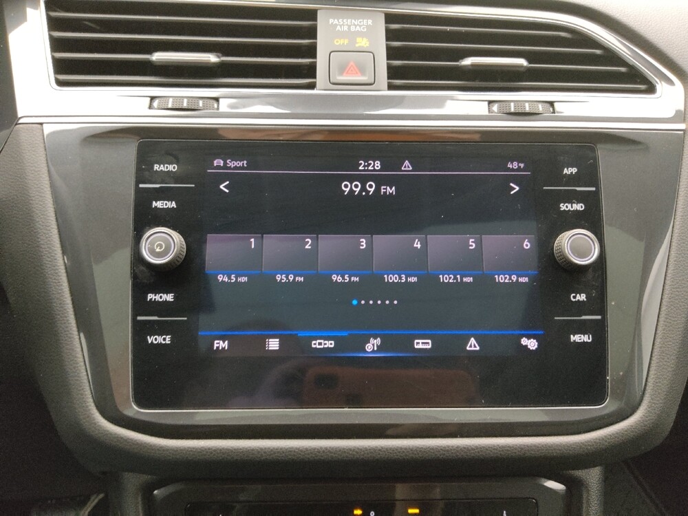 2022 Volkswagen Tiguan in Springfield, MO 65807 - 18136292 25