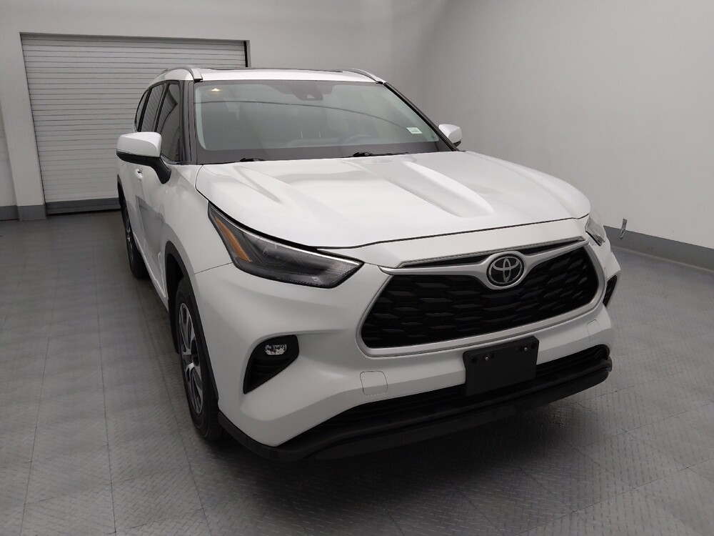 2022 Toyota Highlander in St. Louis, MO 63136 - 18136293 14
