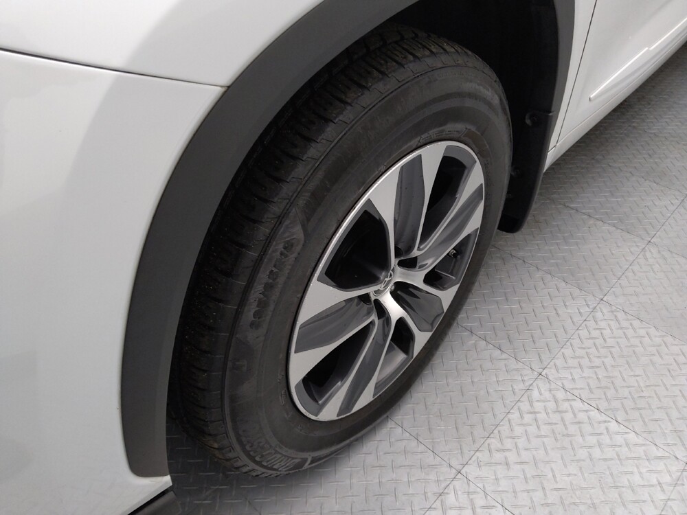 2022 Toyota Highlander in St. Louis, MO 63136 - 18136293 31