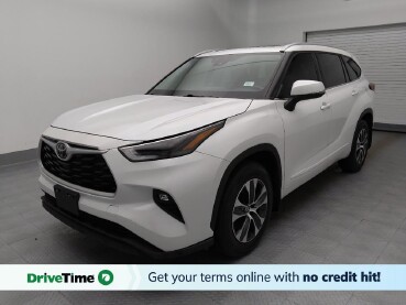 2022 Toyota Highlander in St. Louis, MO 63136