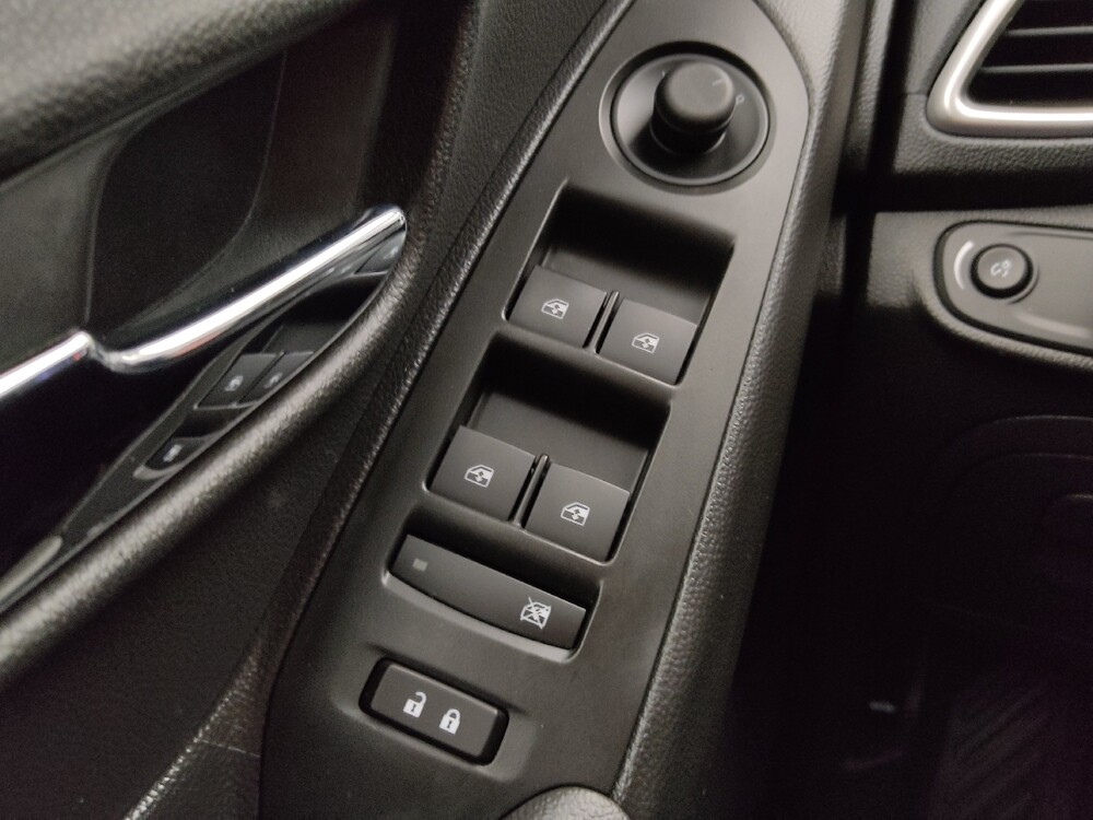 2019 Chevrolet Trax in Independence, MO 64055 - 18136296 27