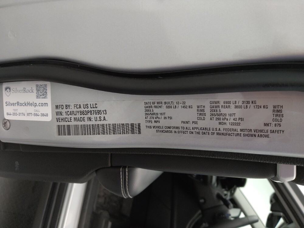 2023 Jeep Grand Cherokee in Gladstone, MO 64118 - 18136298 33