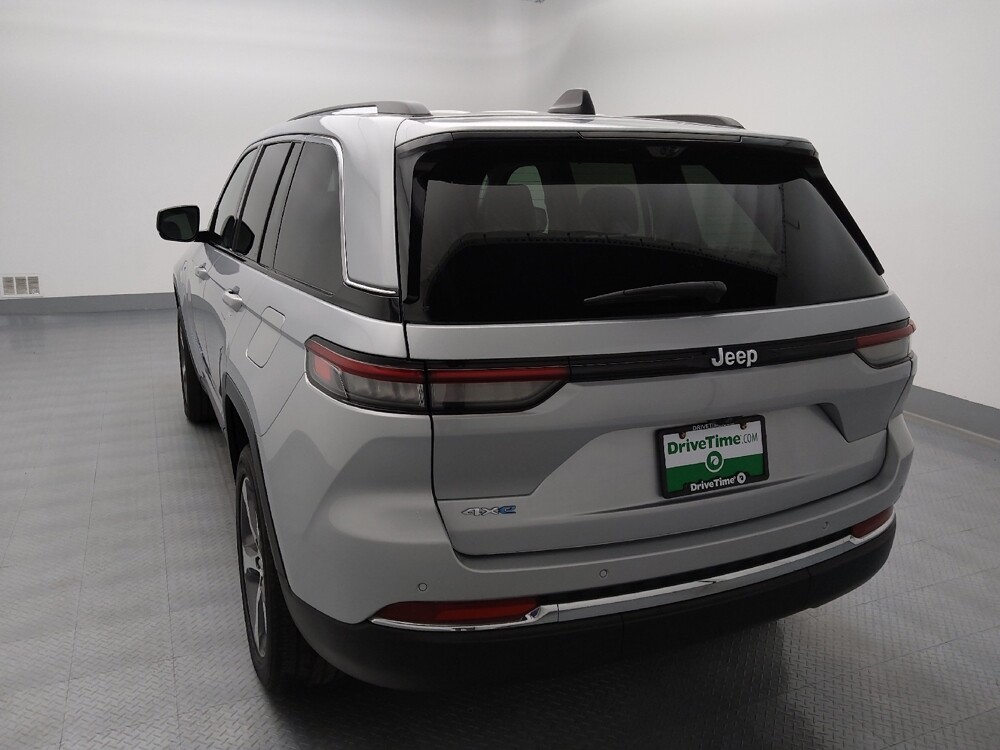 2023 Jeep Grand Cherokee in Gladstone, MO 64118 - 18136298 6