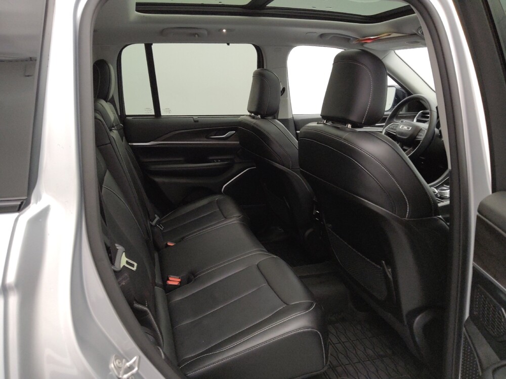 2023 Jeep Grand Cherokee in Gladstone, MO 64118 - 18136298 19