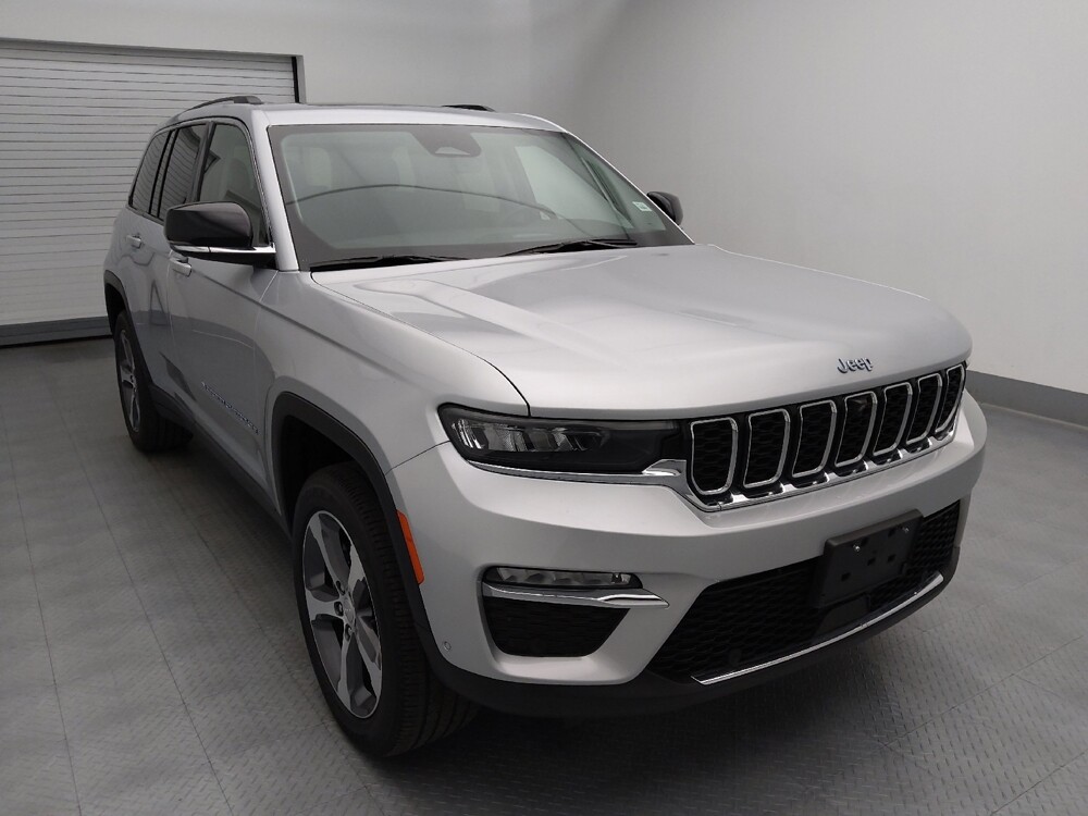 2023 Jeep Grand Cherokee in Gladstone, MO 64118 - 18136298 13