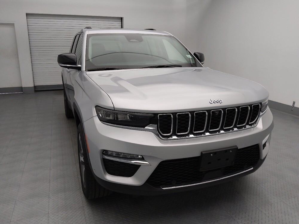 2023 Jeep Grand Cherokee in Gladstone, MO 64118 - 18136298 14