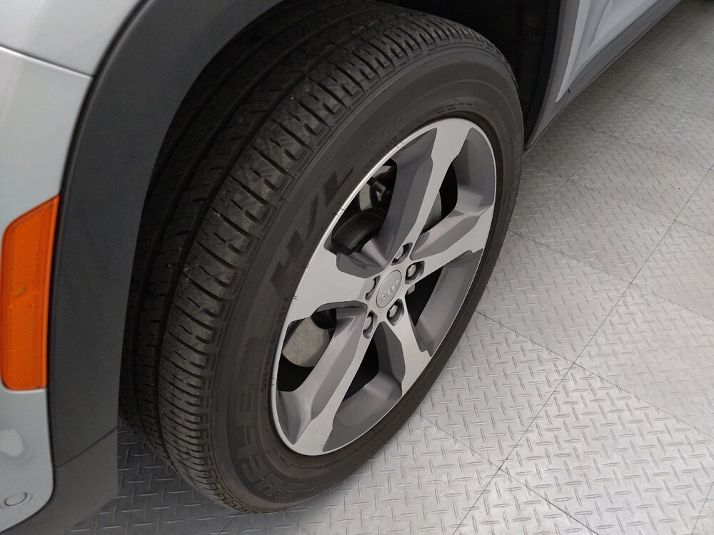 2023 Jeep Grand Cherokee in Gladstone, MO 64118 - 18136298 31