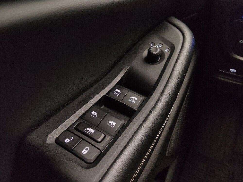 2023 Jeep Grand Cherokee in Gladstone, MO 64118 - 18136298 27