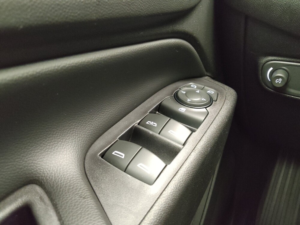 2018 Chevrolet Equinox in Des Moines, IA 50310 - 18136305 27