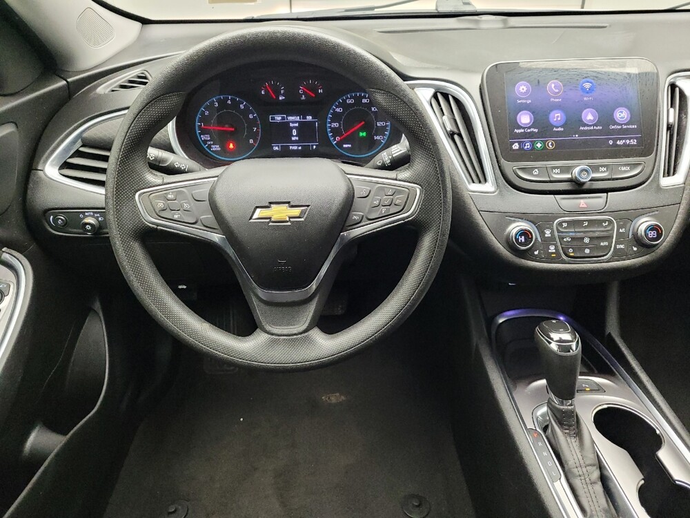 2019 Chevrolet Malibu in Taylor, MI 48180 - 18136307 22