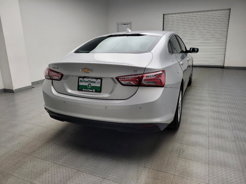 2019 Chevrolet Malibu in Taylor, MI 48180 - 18136307 7