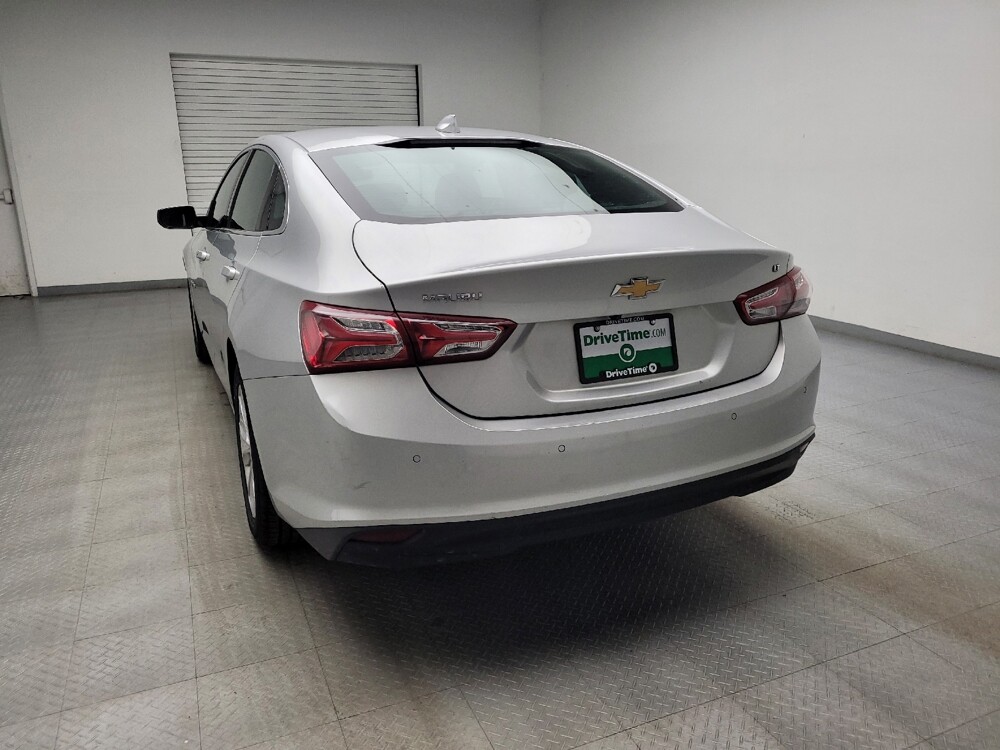 2019 Chevrolet Malibu in Taylor, MI 48180 - 18136307 6