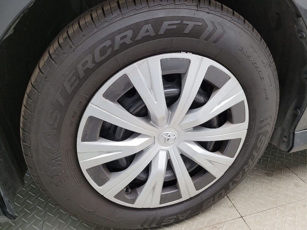 2022 Toyota Camry in Taylor, MI 48180 - 18136309 31