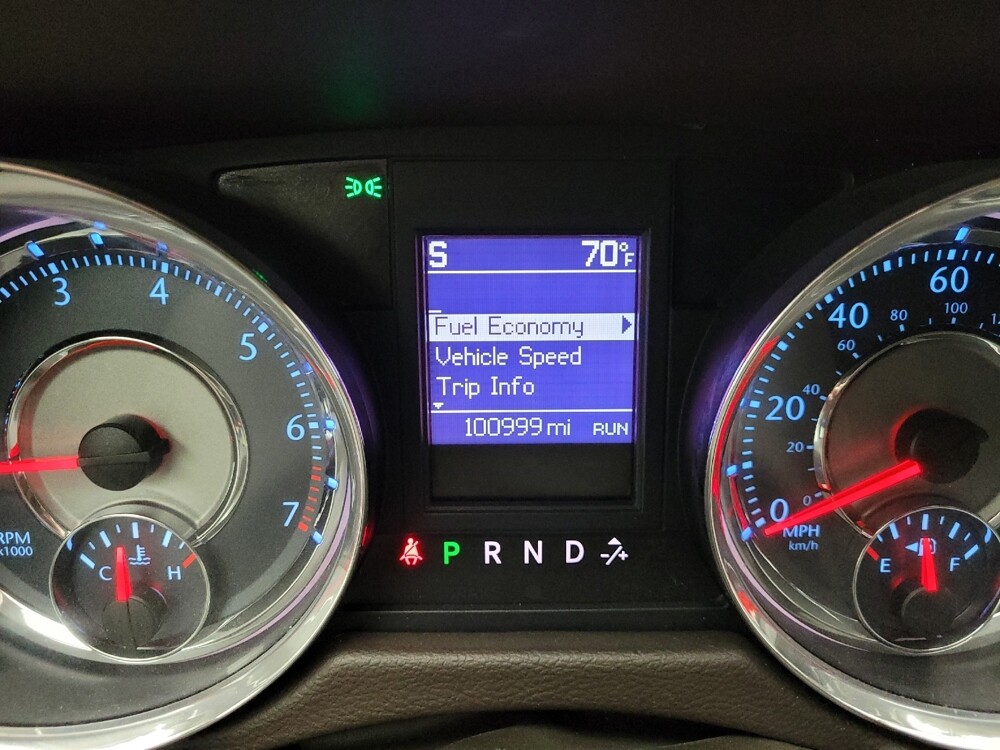 2016 Chrysler Town & Country in Grand Rapids, MI 49508 - 18136311 23