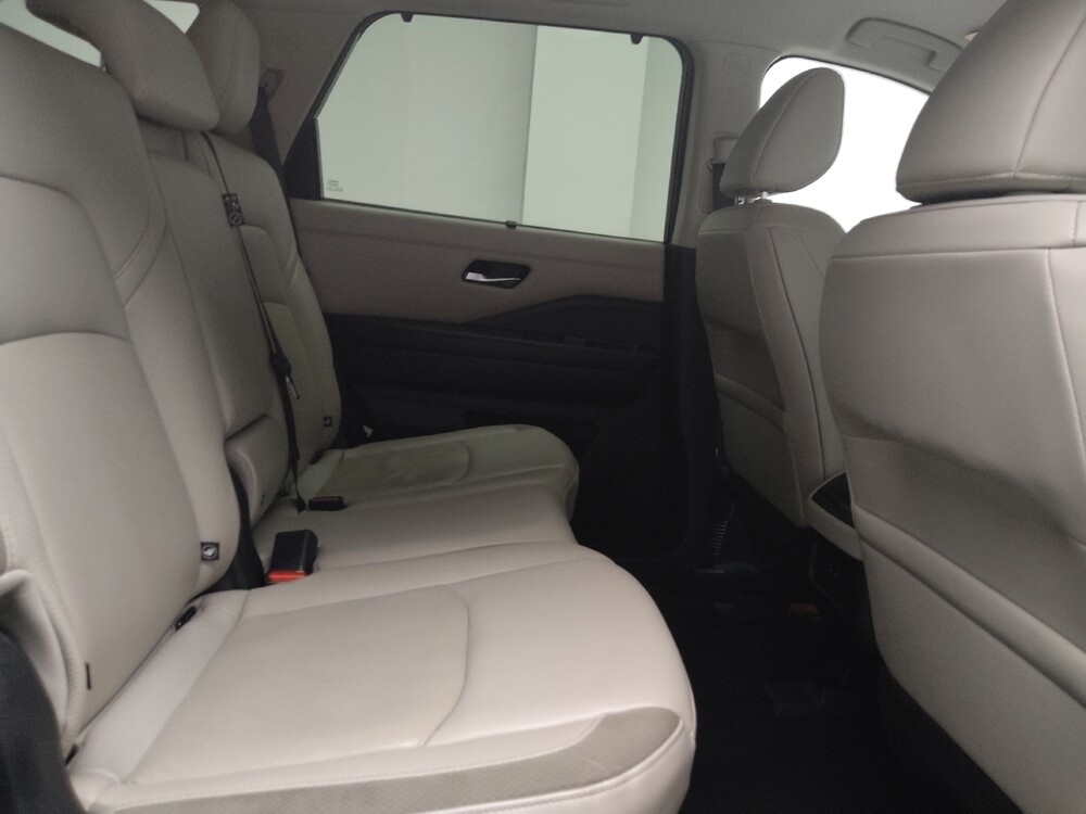 2022 Nissan Pathfinder in Grand Rapids, MI 49508 - 18136312 19