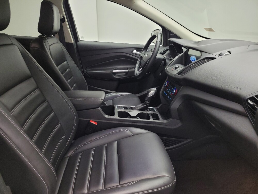 2019 Ford Escape in Taylor, MI 48180 - 18136313 21