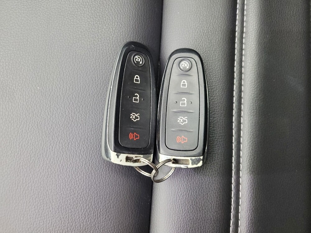 2019 Ford Escape in Taylor, MI 48180 - 18136313 32