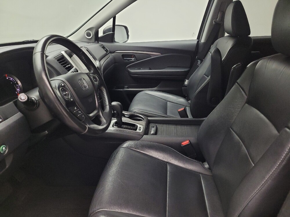 2018 Honda Pilot in Grand Rapids, MI 49508 - 18136314 17