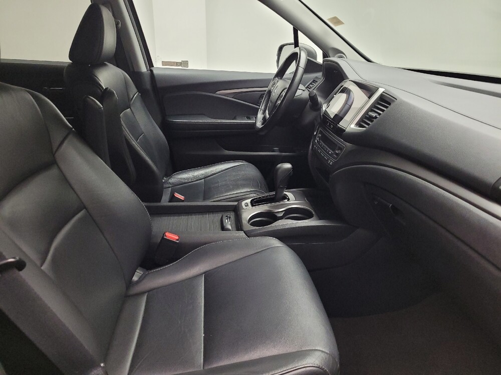 2018 Honda Pilot in Grand Rapids, MI 49508 - 18136314 21