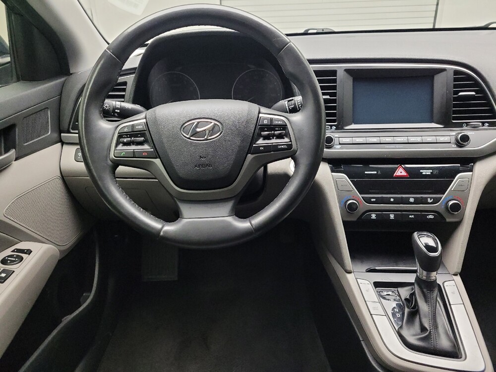 2018 Hyundai Elantra in Taylor, MI 48180 - 18136315 22