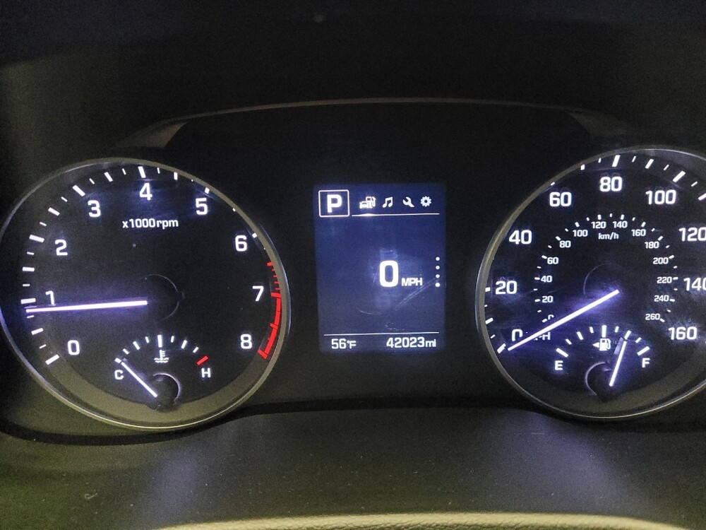 2018 Hyundai Elantra in Taylor, MI 48180 - 18136315 23