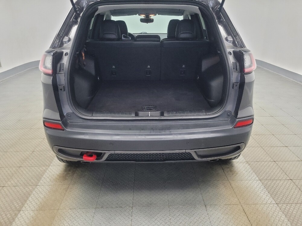 2020 Jeep Cherokee in Indianapolis, IN 46222 - 18136318 29