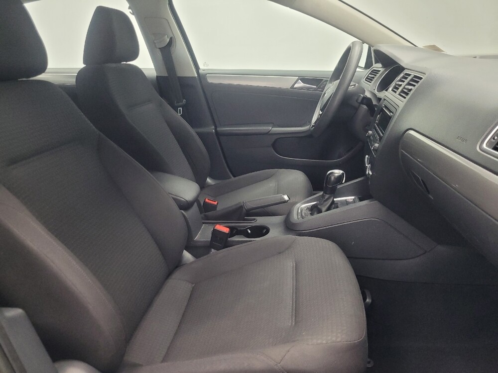 2015 Volkswagen Jetta in Ft Wayne, IN 46805 - 18136319 21