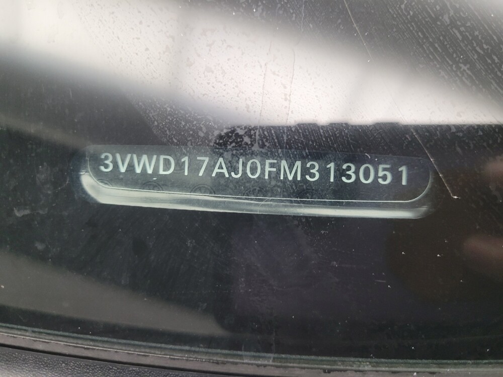 2015 Volkswagen Jetta in Ft Wayne, IN 46805 - 18136319 33