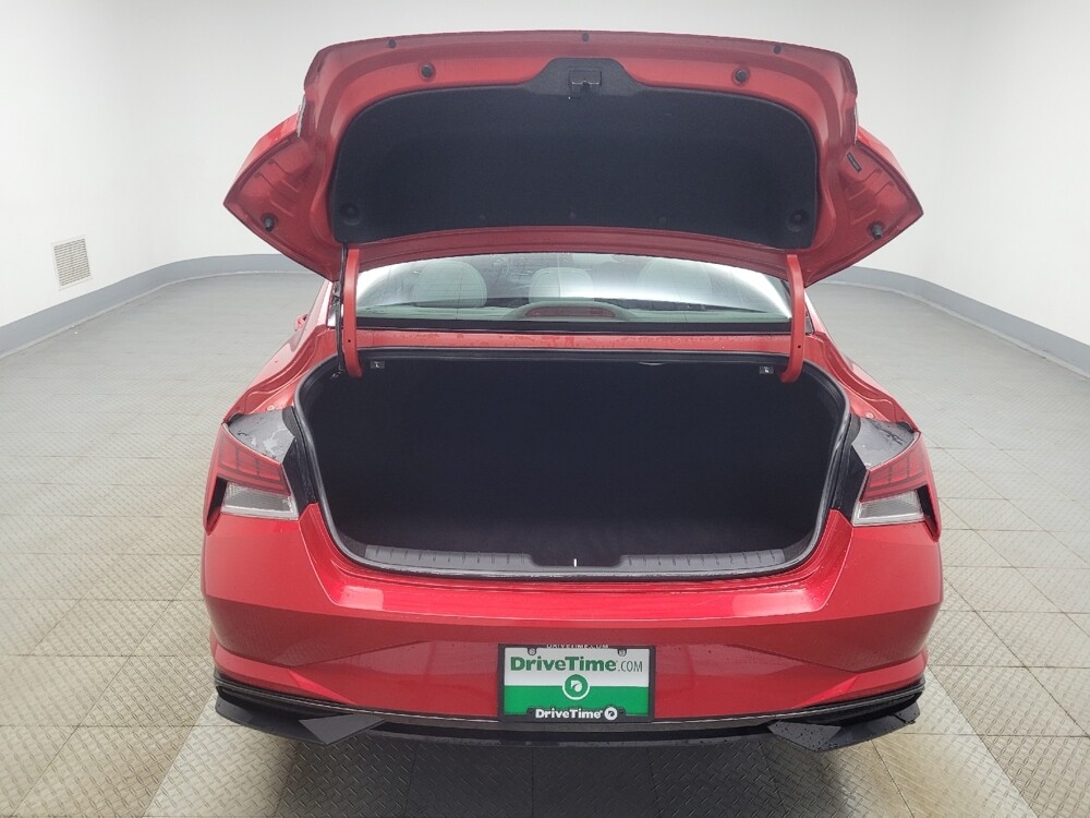 2021 Hyundai Elantra in Highland, IN 46322 - 18136322 29