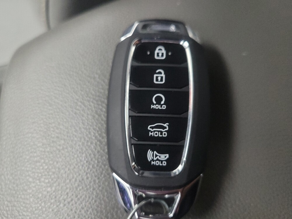 2021 Hyundai Elantra in Highland, IN 46322 - 18136322 32