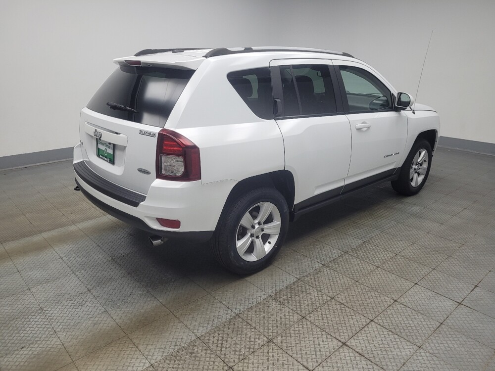 2017 Jeep Compass in Highland, IN 46322 - 18136323 10