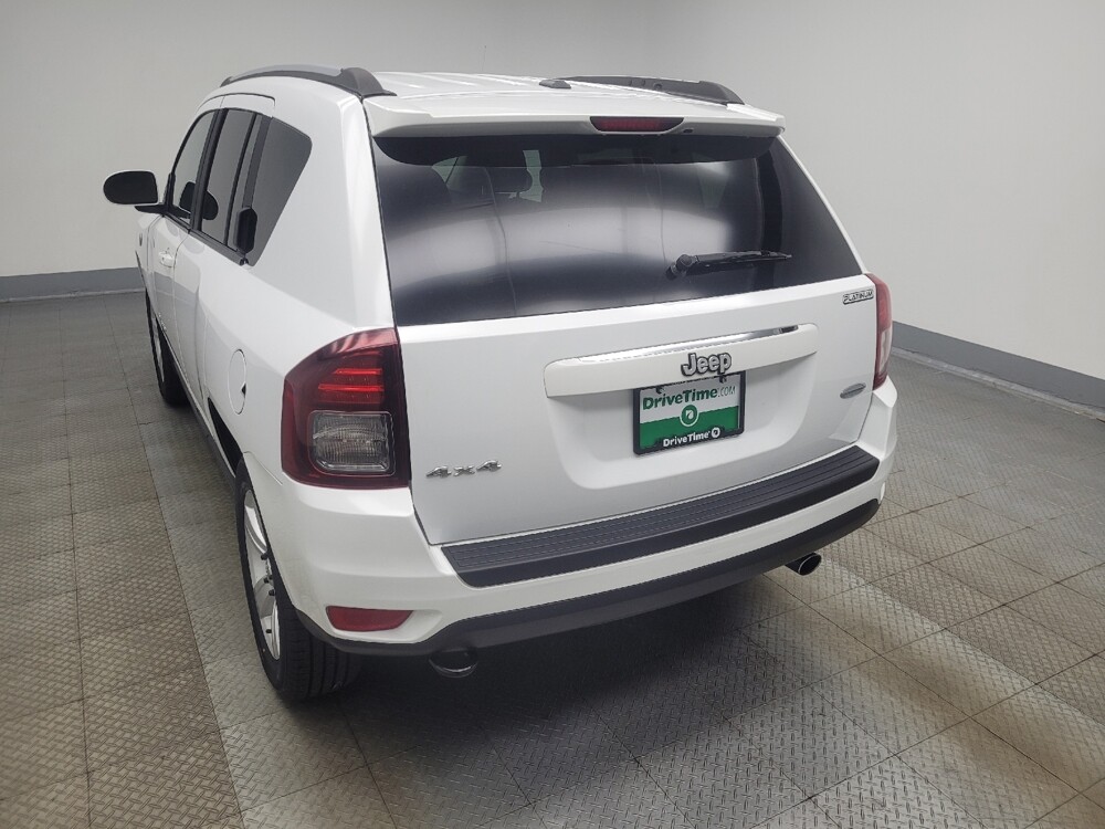 2017 Jeep Compass in Highland, IN 46322 - 18136323 5