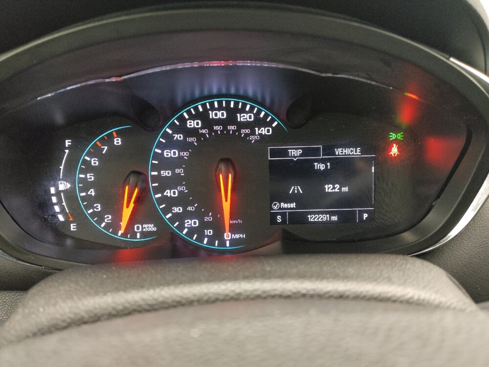 2017 Chevrolet Trax in Indianapolis, IN 46222 - 18136327 23