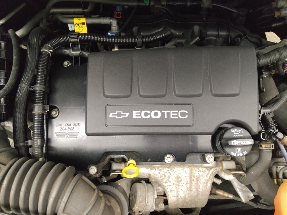 2017 Chevrolet Trax in Indianapolis, IN 46222 - 18136327 30