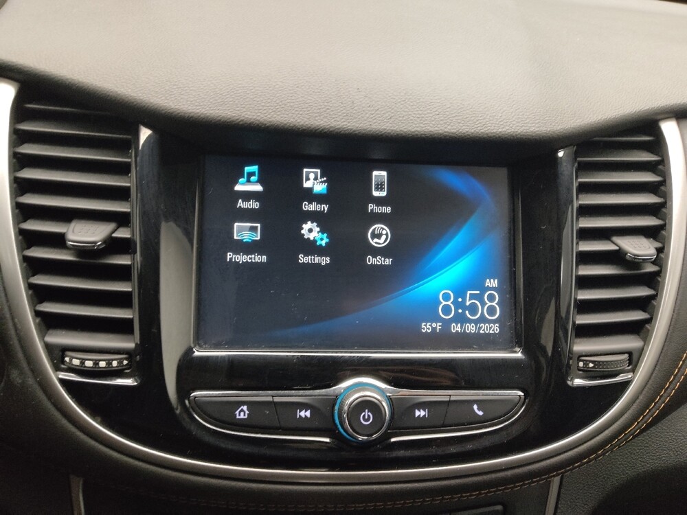 2017 Chevrolet Trax in Indianapolis, IN 46222 - 18136327 25