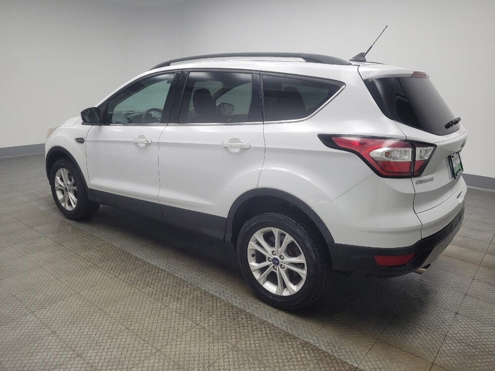 2018 Ford Escape in Mishawaka, IN 46545 - 18136333 3