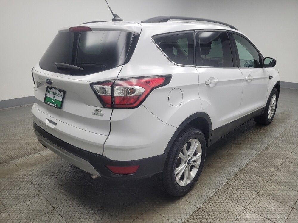 2018 Ford Escape in Mishawaka, IN 46545 - 18136333 9