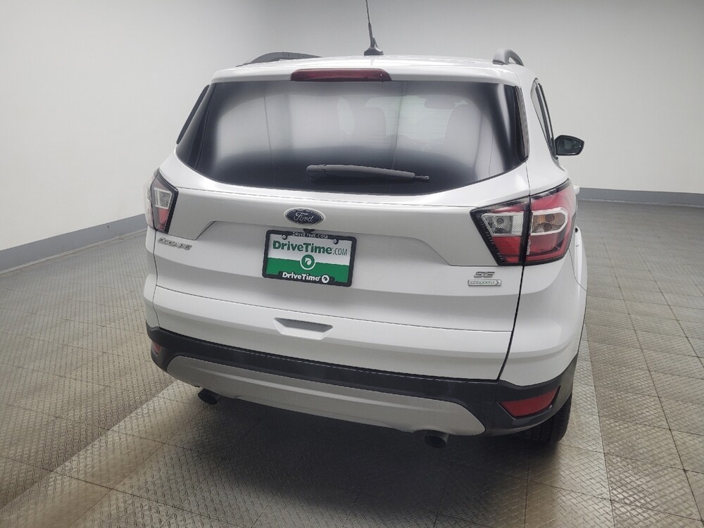 2018 Ford Escape in Mishawaka, IN 46545 - 18136333 7