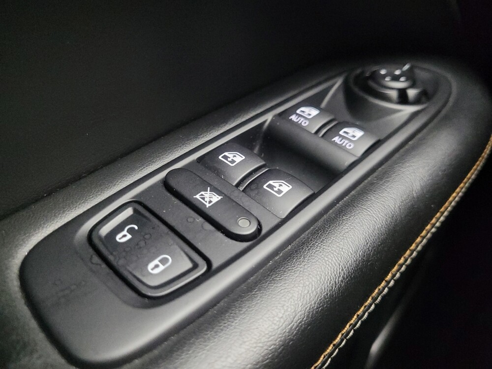 2021 Jeep Compass in Mishawaka, IN 46545 - 18136334 27