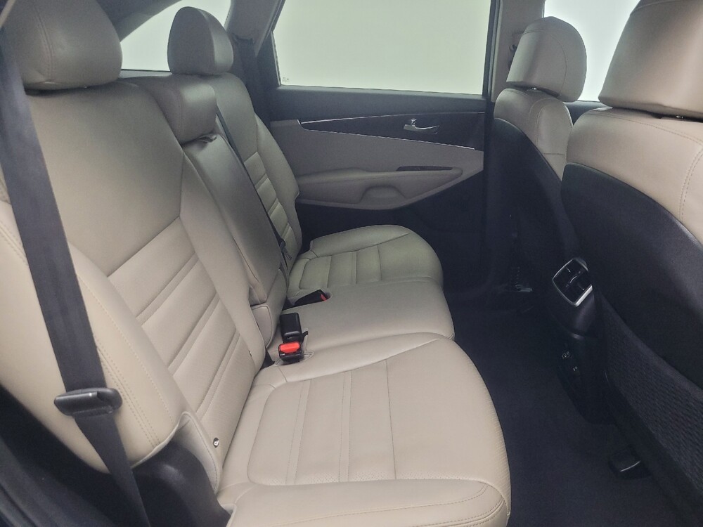 2017 Kia Sorento in Highland, IN 46322 - 18136336 19