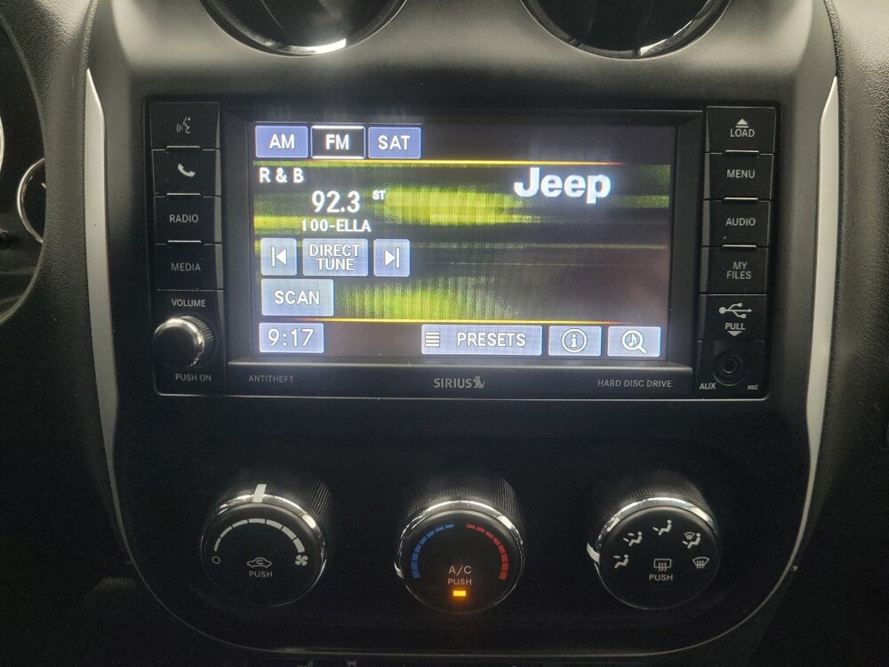 2017 Jeep Compass in Indianapolis, IN 46219 - 18136337 25