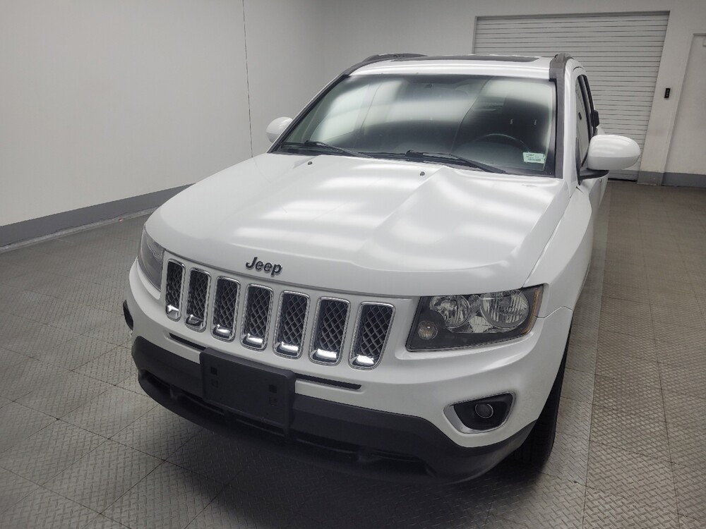 2017 Jeep Compass in Indianapolis, IN 46219 - 18136337 15