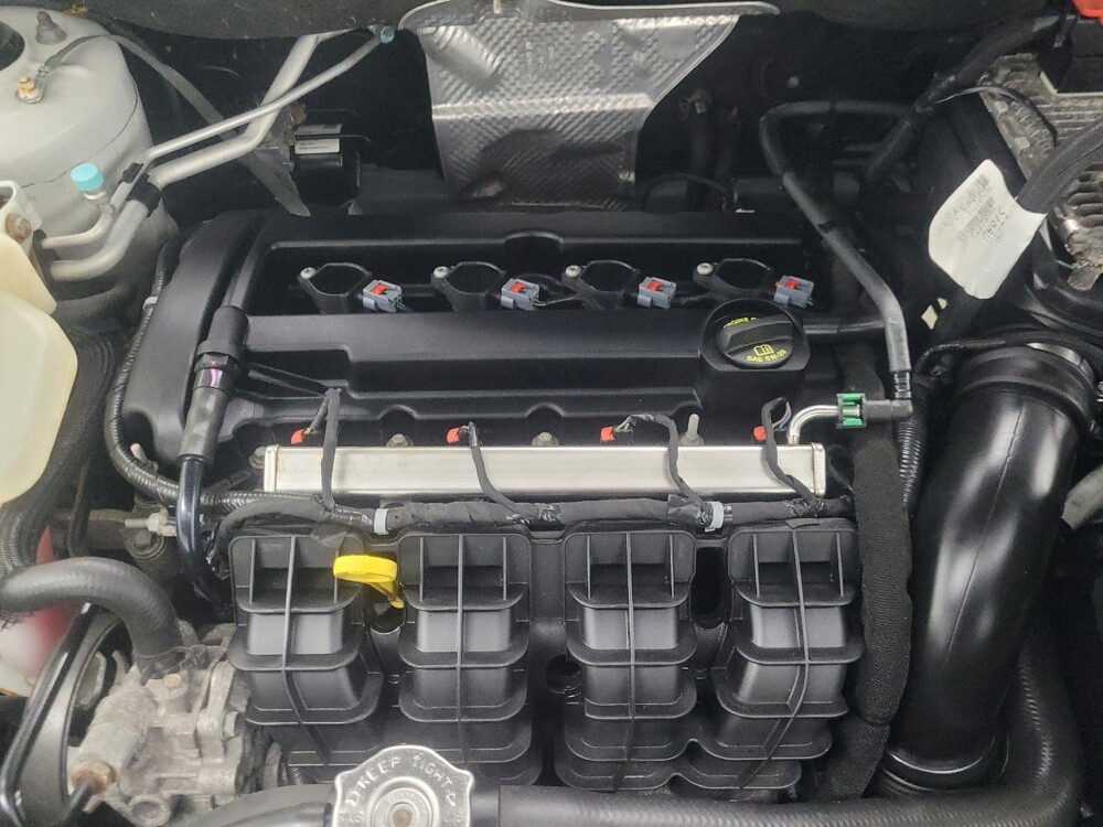 2017 Jeep Compass in Indianapolis, IN 46219 - 18136337 30