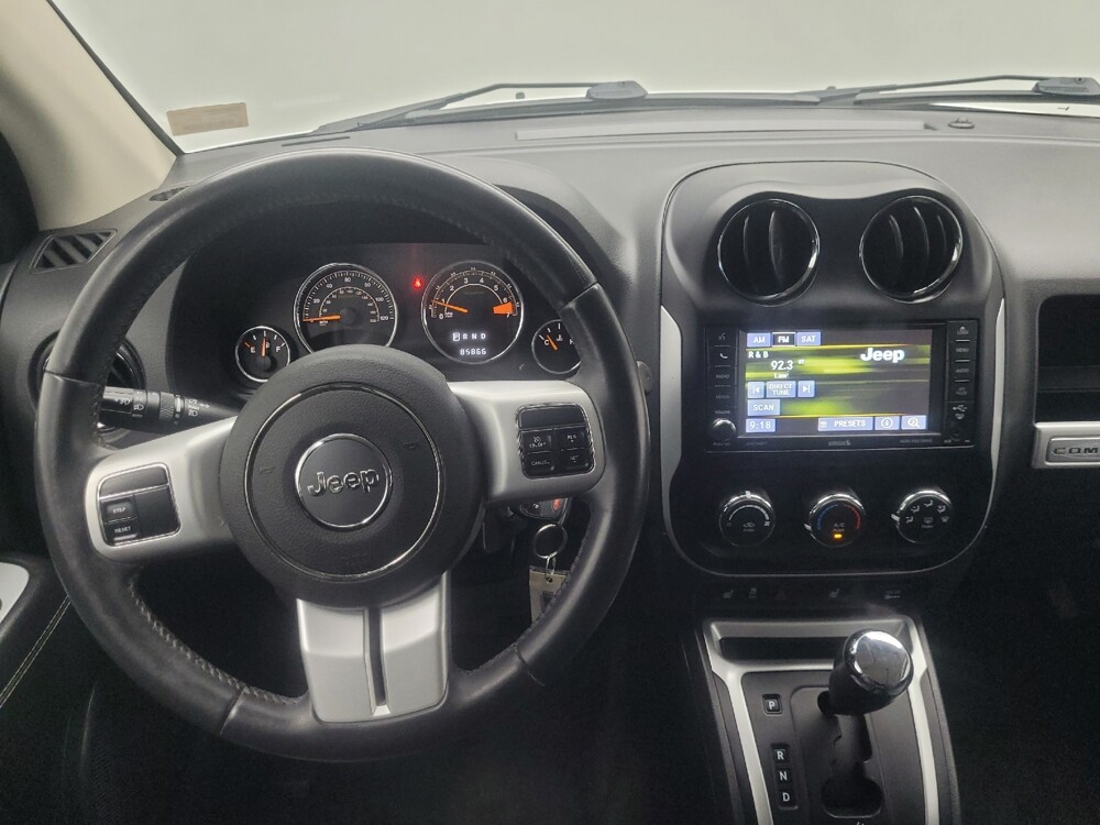 2017 Jeep Compass in Indianapolis, IN 46219 - 18136337 22