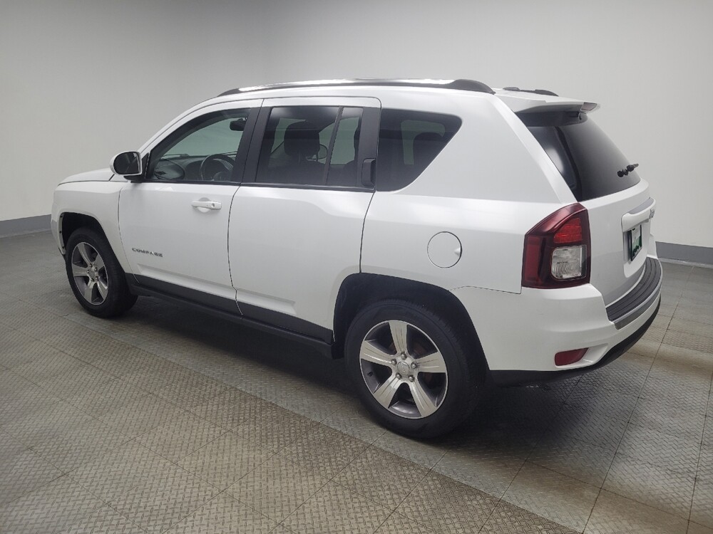 2017 Jeep Compass in Indianapolis, IN 46219 - 18136337 3